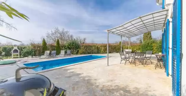 Villa Shana Kosutici