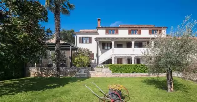 Apartman na kat Rita A2 s balkonom