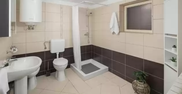 Apartman Rita A4 s velikom terasom i dvije spavaće sobe