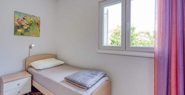 Apartment Pavluk with Balcony