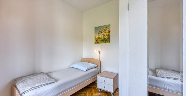 Apartment Pavluk with Balcony