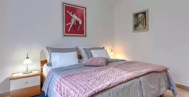 Apartman Nino A3 s terasom i zajedničkim bazenom