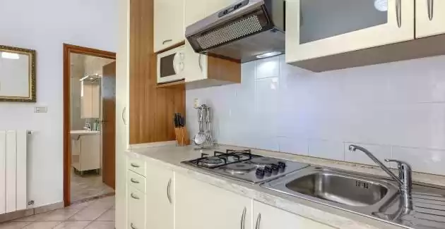 Nino A4 Apartment Terrasse und Gemeinschaftspool