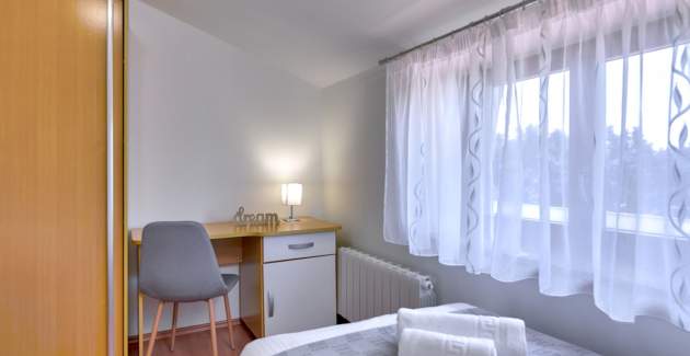 Holiday House Mikela