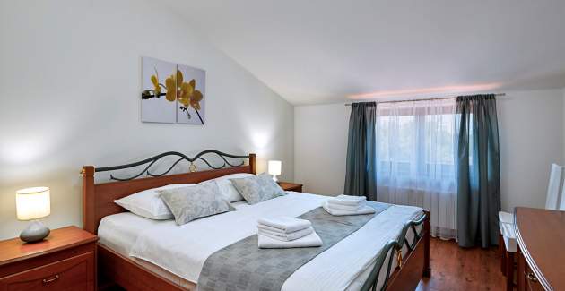 Holiday House Mikela