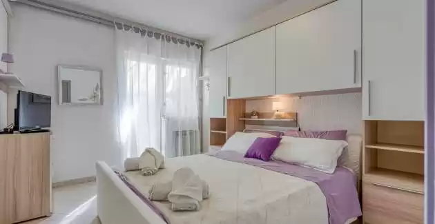 Appartamenti Gina - A1 Monolocale con terrazza