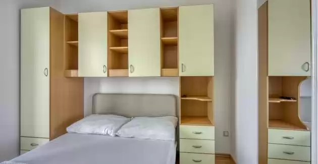 Three-Bedroom App Niko 3