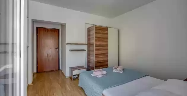 Three-Bedroom App Niko 3