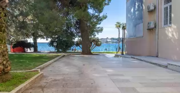 Viktoria's Apartments / Studio