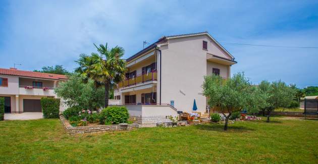 Apartment Koseto II mit 1 Schlafzimmer und Balkon