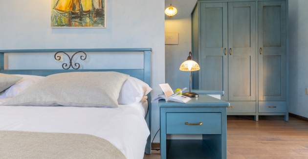 Villa Christina with Pool, Jacuzzi and Sauna