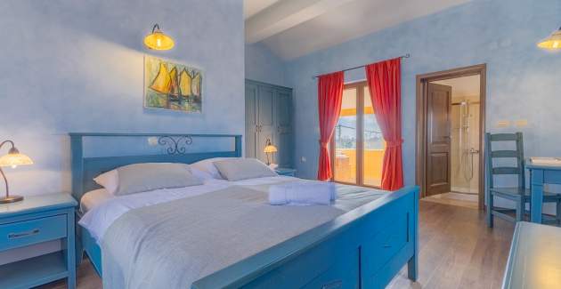 Villa Christina with Pool, Jacuzzi and Sauna