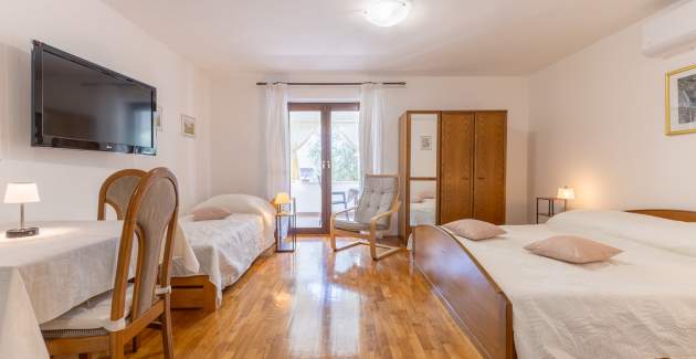 Apartments Koraca - Triple Studio Apartment A3