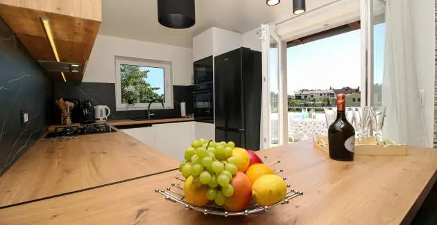 App Jadran Porec with Private Pool