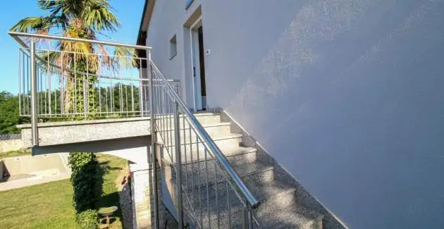 App Jadran Porec with Private Pool