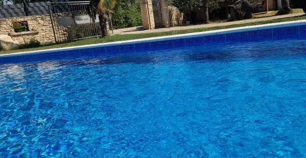 App Jadran Porec with Private Pool