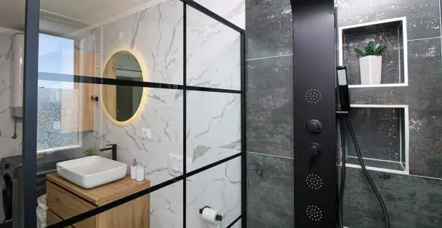 App Jadran Porec with Private Pool