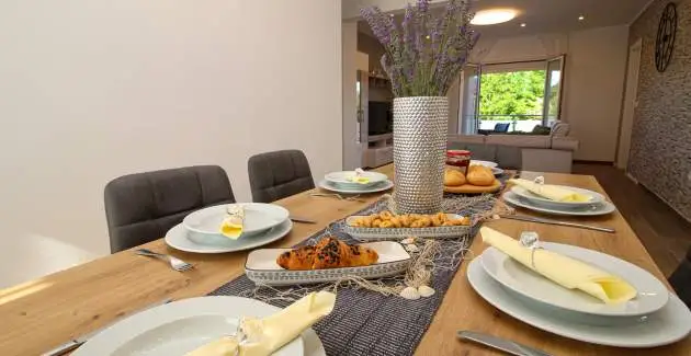 App Jadran Porec with Private Pool