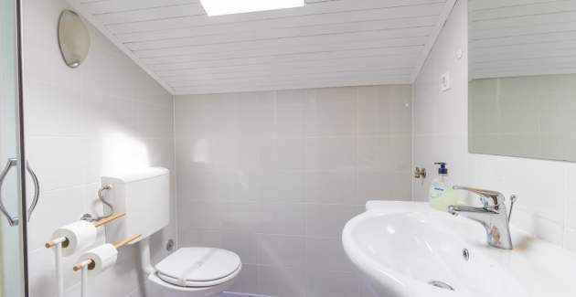 Cintya A4 with Balcony