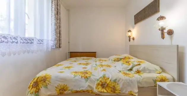 Apartman Vera A2 s pogledom na vrt