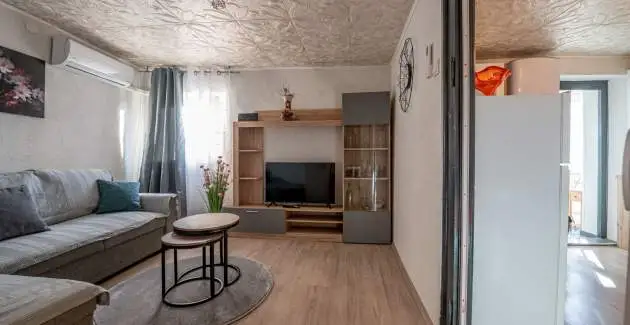Apartment Golden Blue Infinity