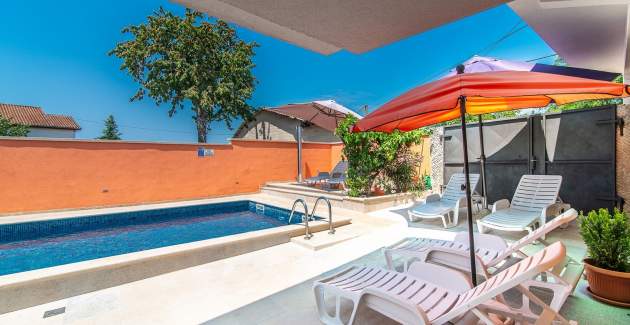 Holiday House Vlahovich