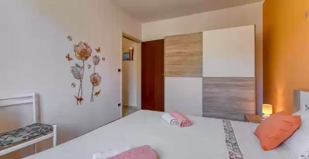 Beakovic Apartment with Garden