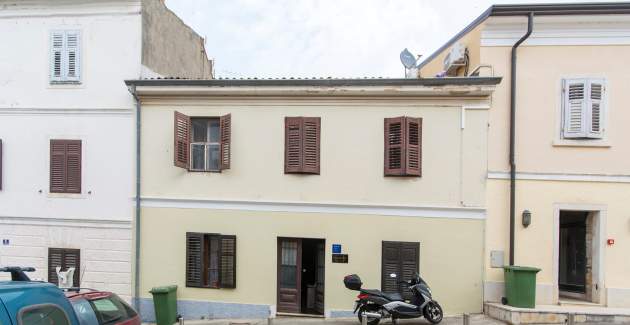 Moderan dvosobni Apartman Eva u Centru Poreča