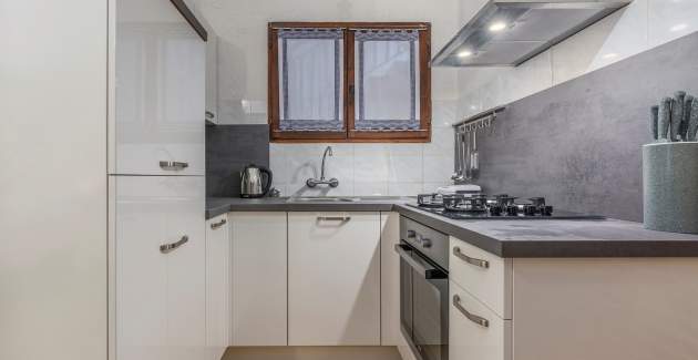 Studio Apartment Rakovac I