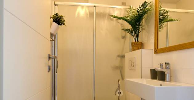 One-Bedroom Apartment Sandra II with Terrace and Garden View