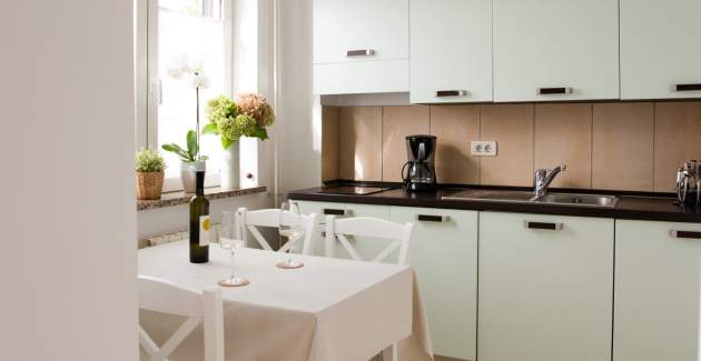 One-Bedroom Apartment Sandra II with Terrace and Garden View