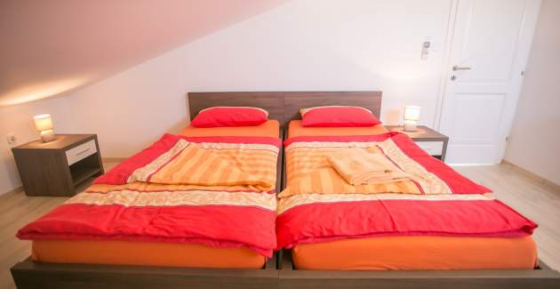 Apartman Sara I s balkonom