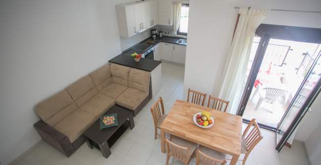 Apartman Sara II s Balkonom