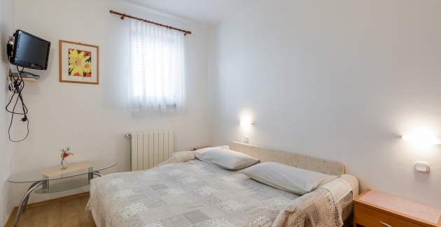 Apartman s 2 spavaće sobe Ruzica III A4 s balkonom