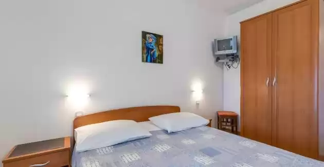 Apartman s 2 spavaće sobe Ruzica III A4 s balkonom