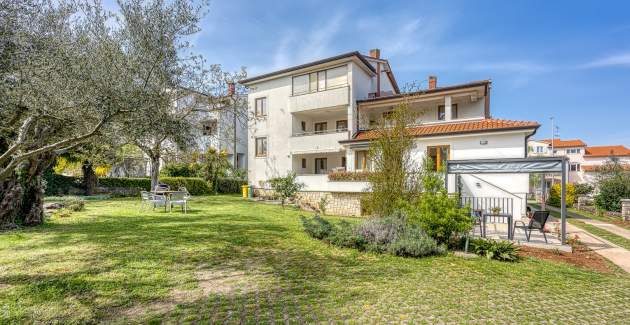 Appartamento Giardino No.1 con 2 Camere da Letto e Terrazza