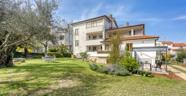 Apartment Giardino Nr. 1 mit 2 Schlafzimmern und Terrasse