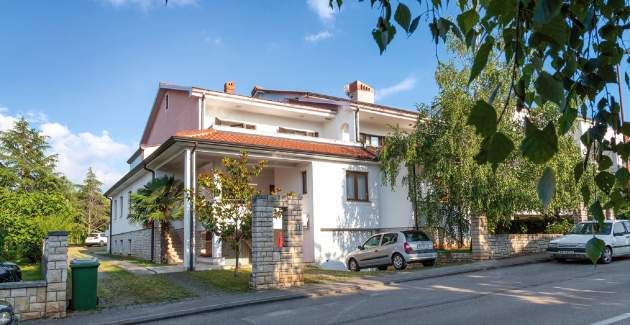 Apartment Giardino Nr. 1 mit 2 Schlafzimmern und Terrasse