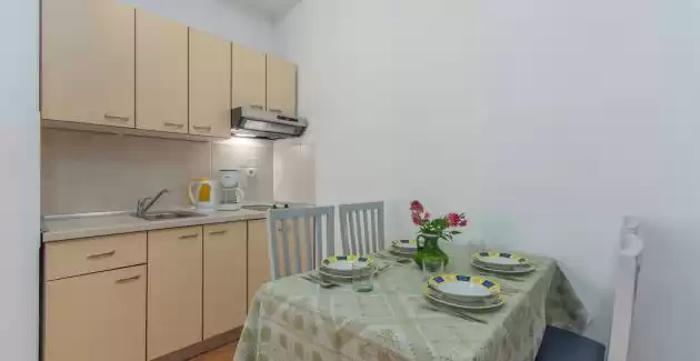 Two-Bedroom Apartment Fiskus II with Balcony