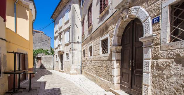 Old Town Apartment in the City Centre of Poreč
