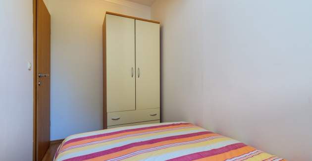 Ferienwohnung Vita mit einem Schlafzimmer und Balkon