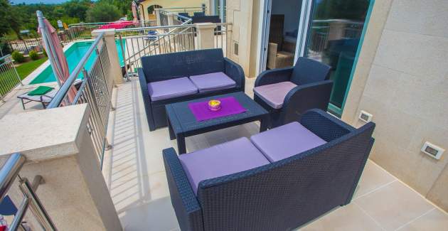 Apartman Sunce I sa zajedničkim bazenom