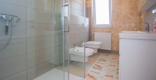 Apartment Sunce II with Shared Pool