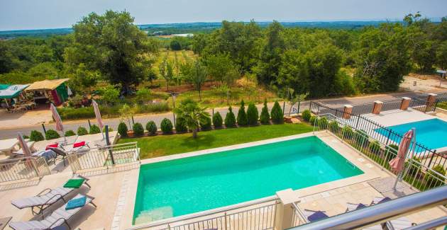 Casa del Sole III with Shared Pool