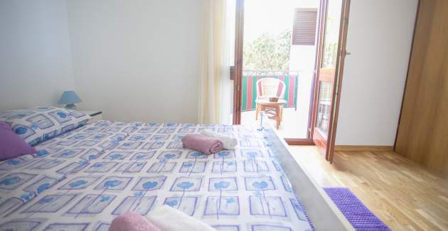 Apartment Branka for 5 people near the beaches