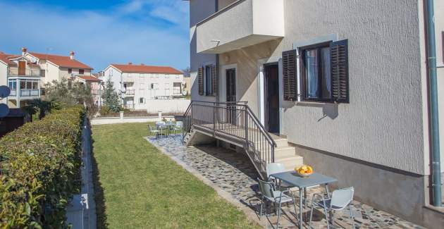 Ferienwohnung Punta V mit Balkon und Meerblick