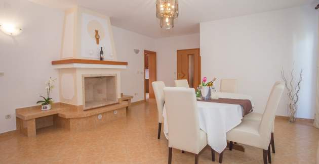 Apartman Punta V s Balkonom i Pogledom na More