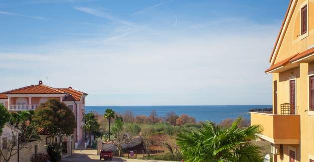 Ferienwohnung Punta V mit Balkon und Meerblick