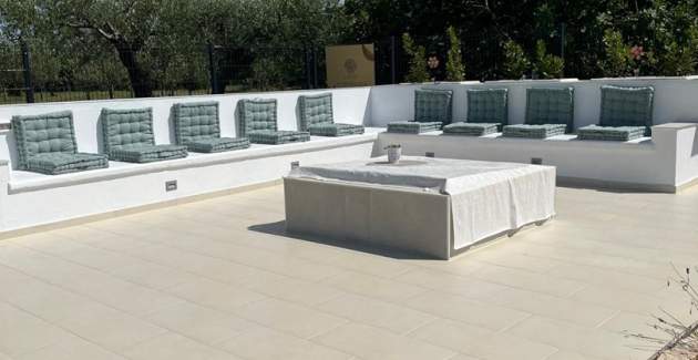 Apartment White with Balcony A2