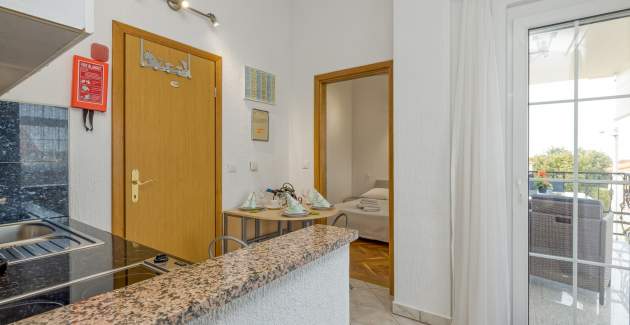 Apartman Covic White sa Balkonom